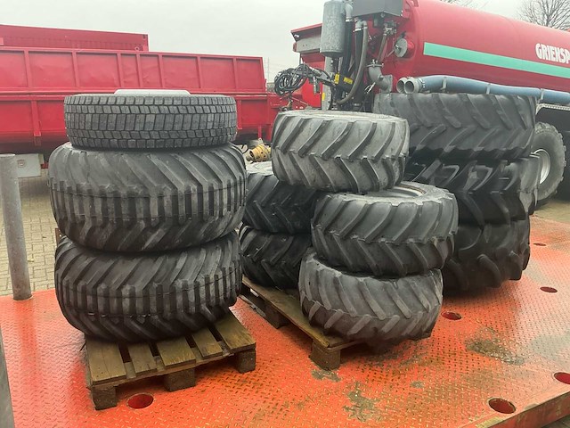 Partij banden (11x) - afbeelding 15 van  17