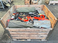 Partij banden en kabels - afbeelding 1 van  6