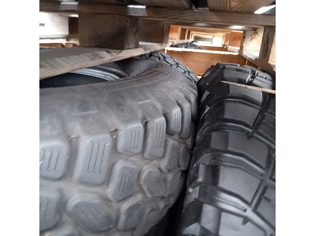 Partij banden, o.a. continental, michelin - afbeelding 12 van  13