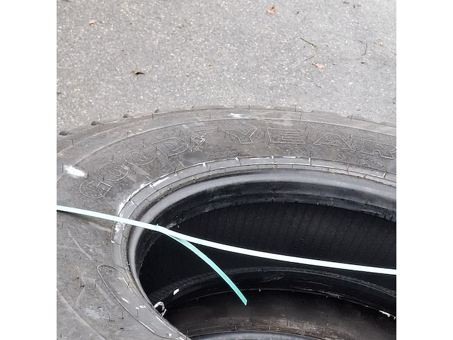 Partij banden, o.a. michelin, goodyear, continental - afbeelding 11 van  13