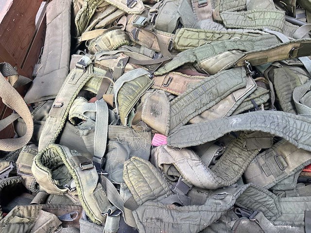 Partij banden uitrusting groen - afbeelding 2 van  3