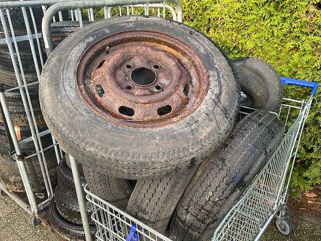 Partij banden - afbeelding 4 van  5