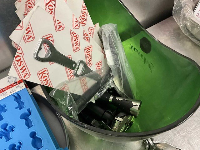 Partij barbenodigdheden - afbeelding 5 van  7