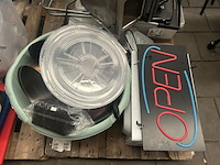 Partij barstoelen, horeca accessoires - afbeelding 12 van  14