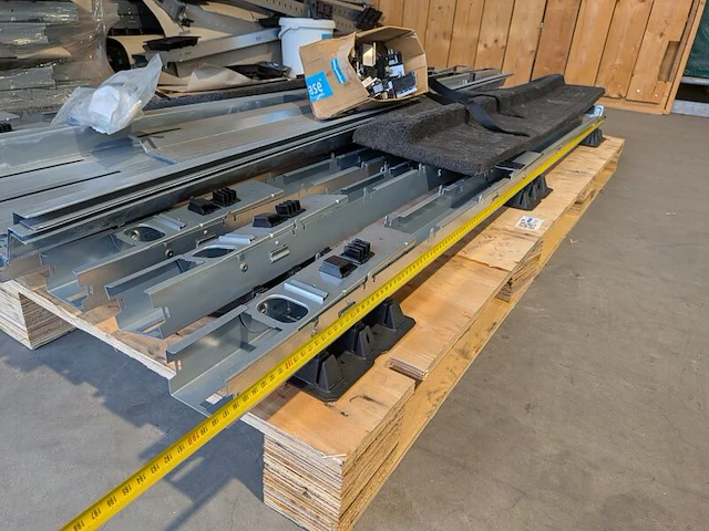 Partij basisprofielen t.b.v. montage zonnepanelen - afbeelding 8 van  13