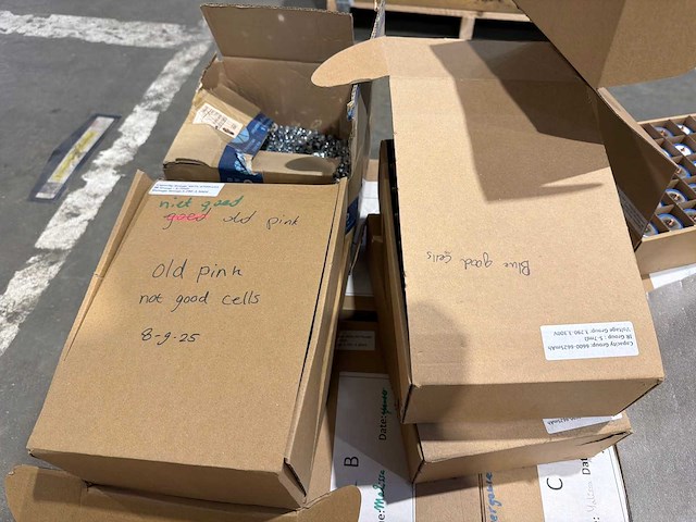 Partij batterijcellen - afbeelding 3 van  6