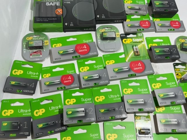 Partij batterijen en laders, gp - afbeelding 5 van  9