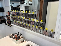 Partij beauty-, make-up- en nagelproducten - afbeelding 13 van  47