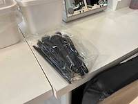 Partij beauty-, make-up- en nagelproducten - afbeelding 22 van  47