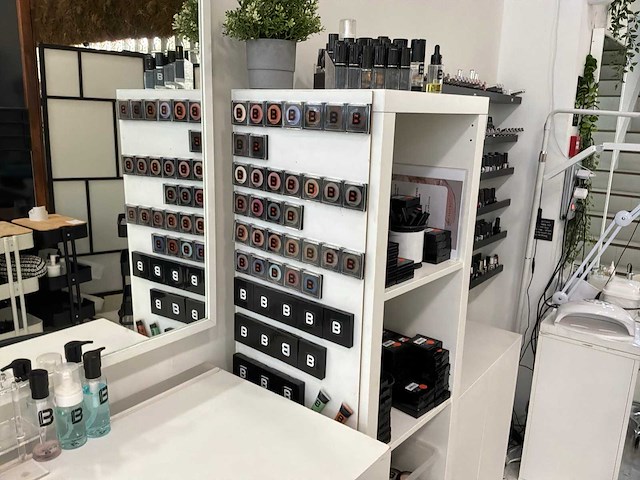 Partij beauty-, make-up- en nagelproducten - afbeelding 27 van  47