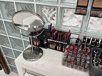 Partij beauty-, make-up- en nagelproducten - afbeelding 29 van  47
