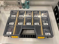 Partij beauty-, make-up- en nagelproducten - afbeelding 47 van  47