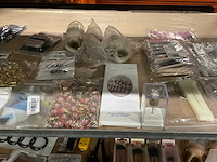 Partij beauty artikelen - afbeelding 12 van  14