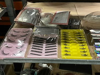 Partij beauty artikelen - afbeelding 14 van  14