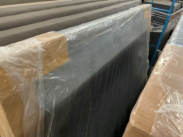 Partij bed kopschot - afbeelding 3 van  6