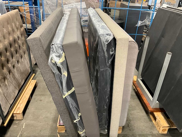 Partij bed kopschot - afbeelding 9 van  9