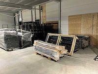 Partij bedbodems staal - afbeelding 1 van  8