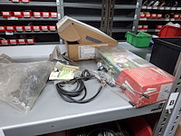 Partij bedieningskasten en hendels - afbeelding 11 van  17