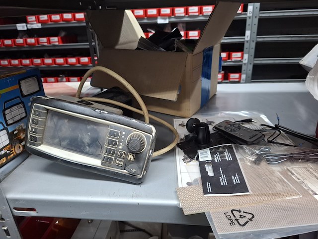 Partij bedieningskasten en hendels - afbeelding 13 van  17