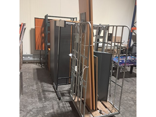 Partij bedrijfsinventaris, o.a. ahrend - afbeelding 2 van  8