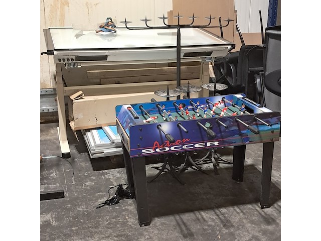 Partij bedrijfsinventaris - afbeelding 1 van  8