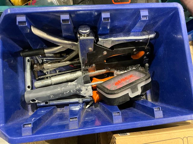 Partij bedrijfswagen inhoud - afbeelding 5 van  8