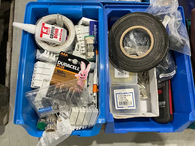 Partij bedrijfswagen inhoud - afbeelding 7 van  8