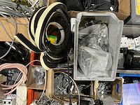 Partij bedrijfswagen inhoud - afbeelding 5 van  20