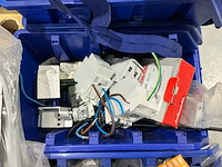 Partij bedrijfswagen inhoud - afbeelding 8 van  20