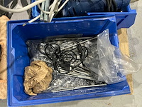 Partij bedrijfswagen inhoud - afbeelding 7 van  12