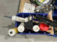 Partij bedrijfswagen inhoud - afbeelding 8 van  12