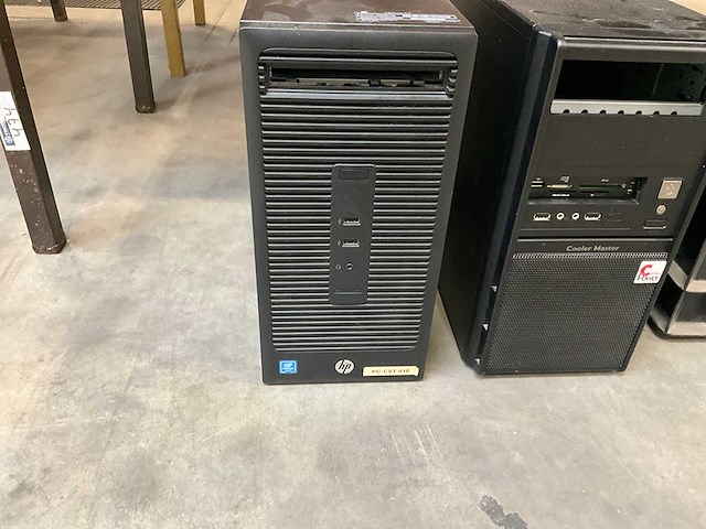 Partij beeldschermen en divers - afbeelding 4 van  17