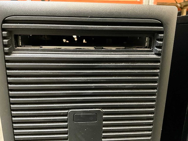 Partij beeldschermen en divers - afbeelding 5 van  17