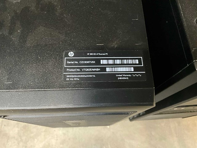 Partij beeldschermen en divers - afbeelding 6 van  17