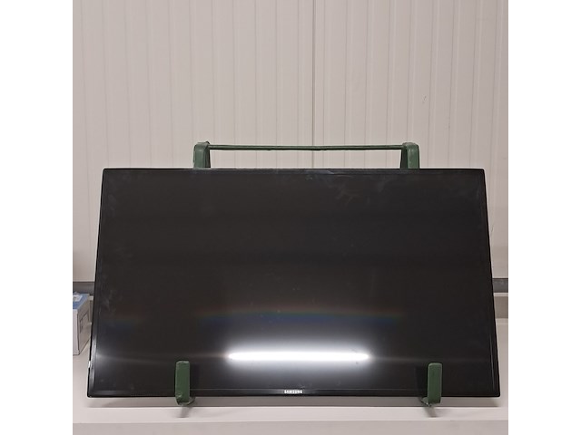 Partij beeldschermen, o.a. samsung, o.a. lh46meb - afbeelding 1 van  16