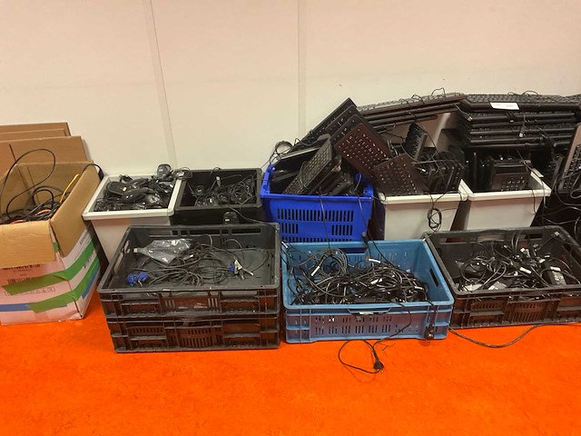 Partij bekabeling - afbeelding 2 van  2