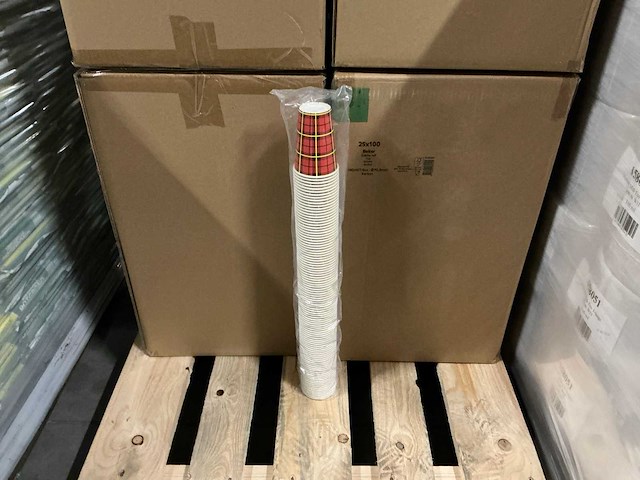 Partij bekers schotse ruit 180ml (20000x) - afbeelding 1 van  5