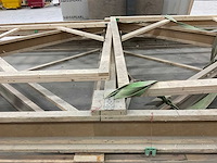 Partij bekisting materiaal en houten frames - afbeelding 9 van  12