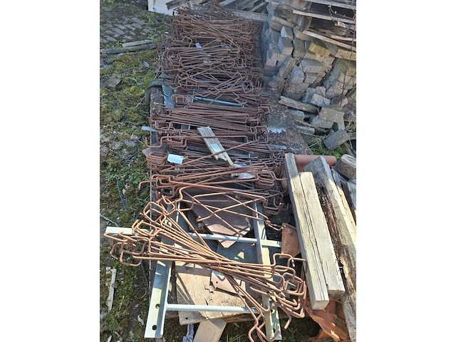 Partij bekistingsklemmen - afbeelding 1 van  2