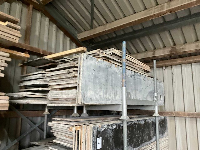 Partij bekistingsmateriaal - afbeelding 2 van  5