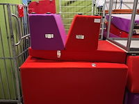 Partij belcellen en treinbanken, o.a. orangebox - afbeelding 3 van  9