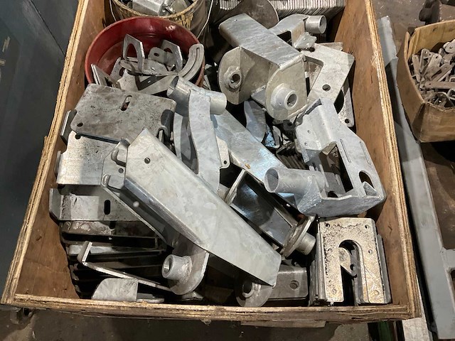 Partij bemesteronderdelen - afbeelding 4 van  4