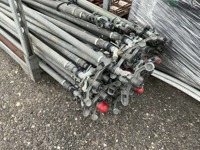 Partij beregeningsapparatuur - afbeelding 8 van  13