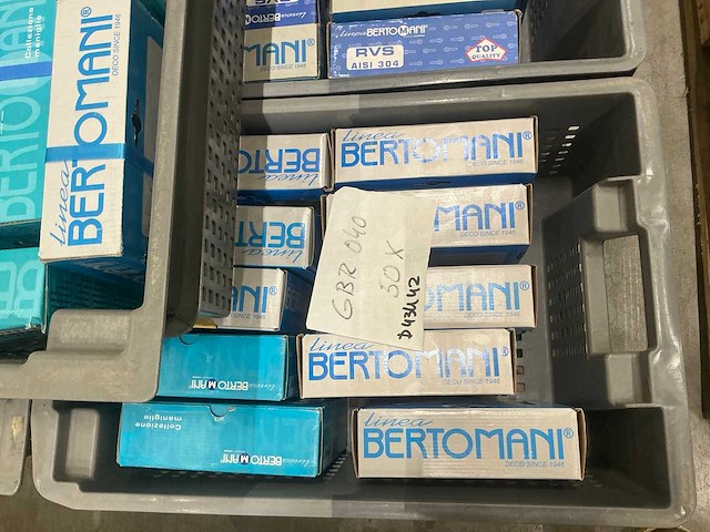 Partij bertomani deurbeslag - afbeelding 2 van  5