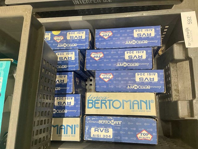 Partij bertomani deurbeslag - afbeelding 3 van  5
