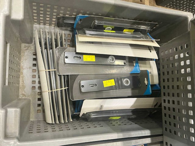 Partij bertomani deurbeslag - afbeelding 3 van  5