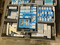 Partij bertomani deurbeslag - afbeelding 1 van  6