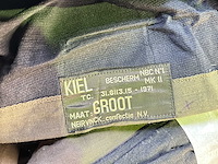 Partij beschermende legerkleding - afbeelding 4 van  4