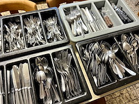 Partij bestek in 6 bestekbakken - afbeelding 2 van  7