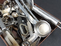 Partij bestek in plastic bak - afbeelding 4 van  5